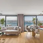 Villa De Luxe Palace Al Nera 2 Swimming Pools At Sea Trogir