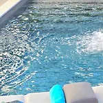 فيلة De Luxe Palace Al Nera 2 Swimming Pools At Sea تروغير