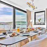 De Luxe Palace Al Nera 2 Swimming Pools At Sea فيلة تروغير