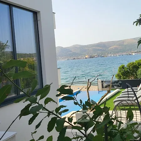 Palace Al Nera Villa Trogir