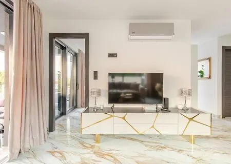 Palace Al Nera Villa *