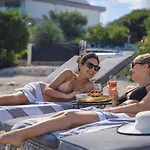 De Luxe Palace Al Nera 2 Swimming Pools At Sea Trogir